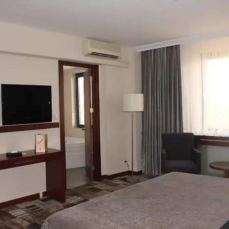 Tiara Thermal & 4* Bursa