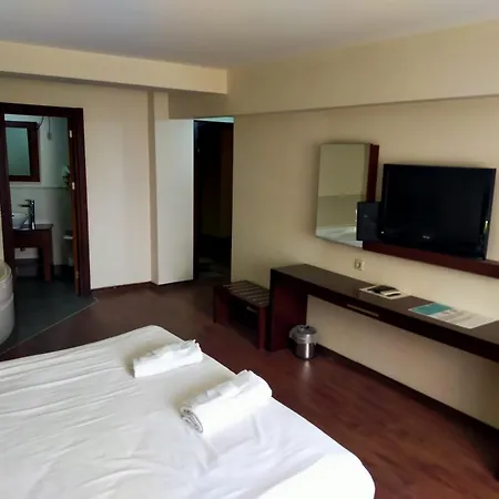 Tiara Thermal & Hotell