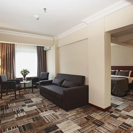 Tiara Thermal & Hotell Bursa