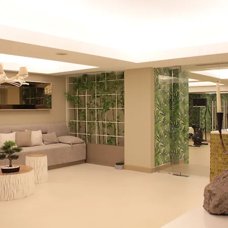 Hotell Tiara Thermal & 4*