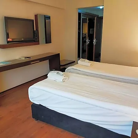 Tiara Thermal & Hotel